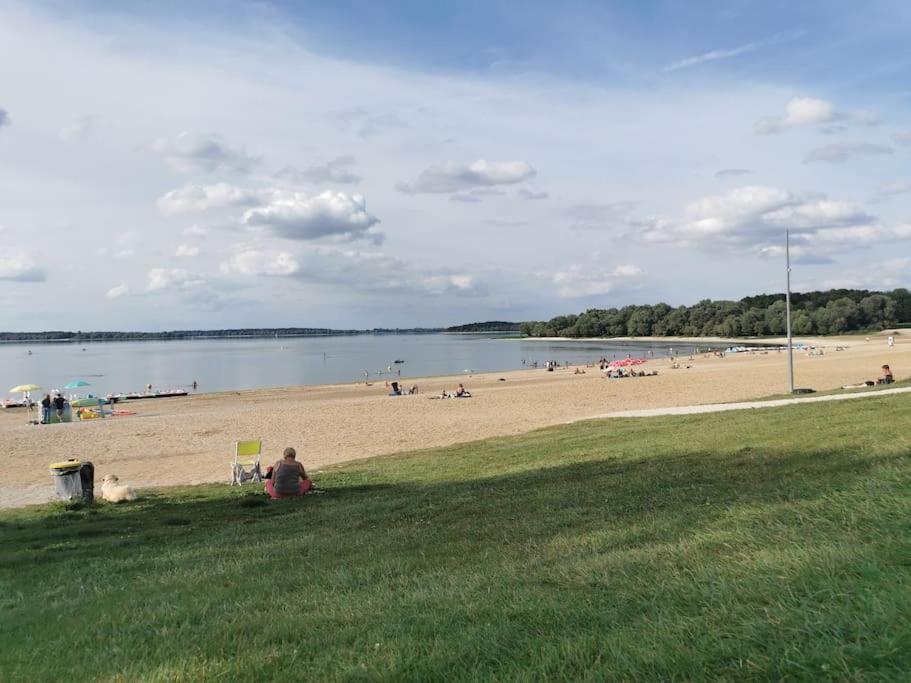 La Villa Du Lac A Mesnil Saint Pere Экстерьер фото